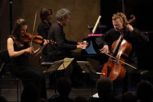 Lena Neudauer (Violine), Matthias Kirschnereit (Klavier) und Julian Steckel (Violoncello)